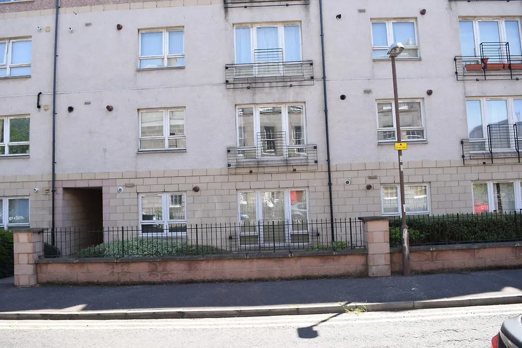 The Holyrood Snug Apartment Edinburgh