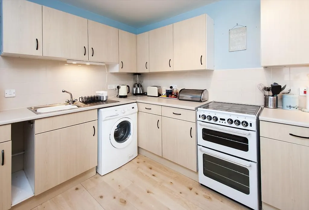 The Holyrood Snug Apartment Edinburgh